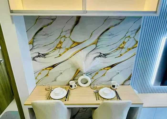 Jl's Hideaway At Fame Residences 3* Manila